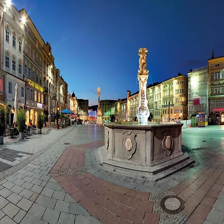Not Far From The Danube Apartment
