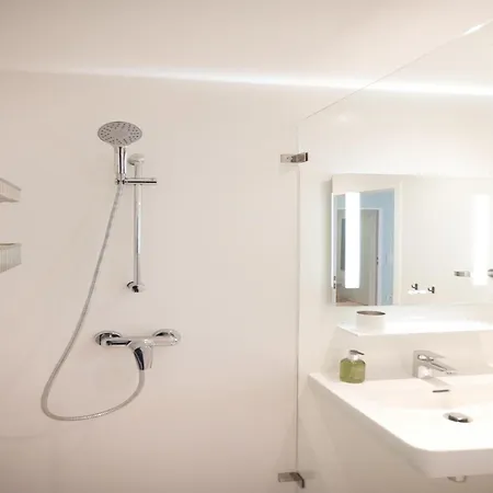 Nicht Weit Von Der Donau Linz